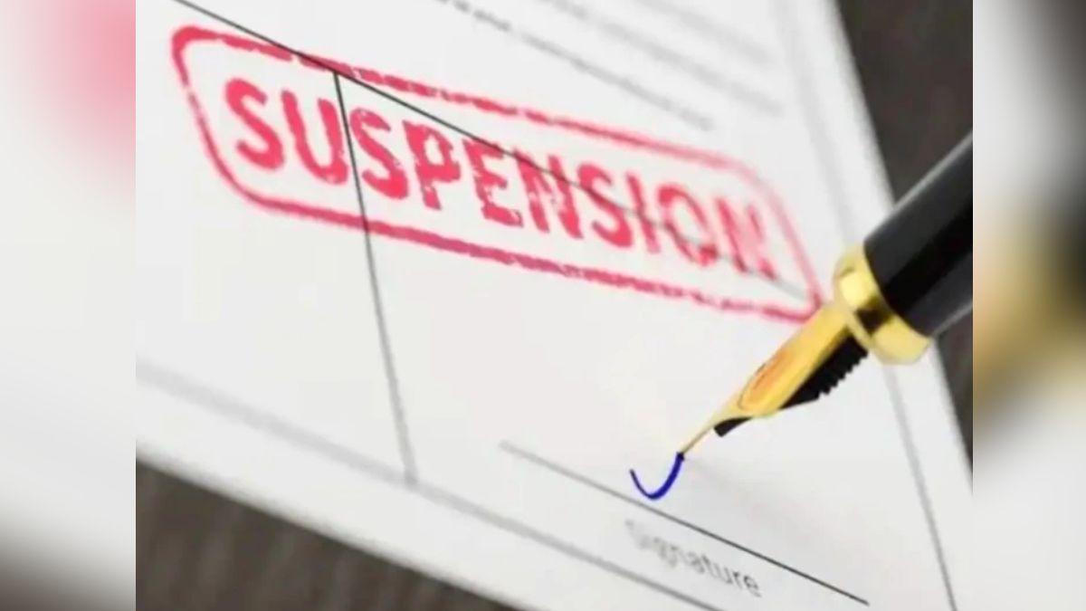 ट्रांसफर के 7 महीने बाद भी अधिकारी ने नई जगह नहीं किया जॉइन, मंत्री नंद गोपाल गुप्ता ने कर दिया निलंबित