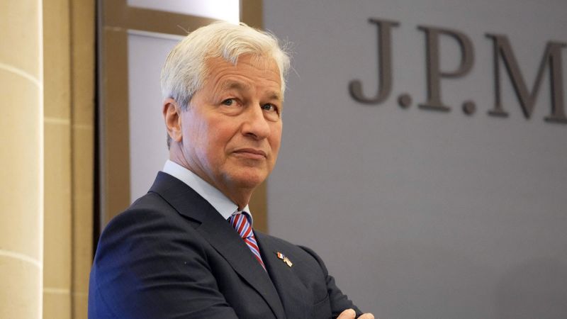 JPMorgan steals the show as banks lift curtain on earnings | CNN Business