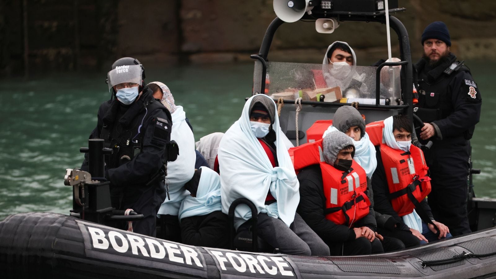 Around 40 Migrants Drown After Boat Wrecked off Italy: Report