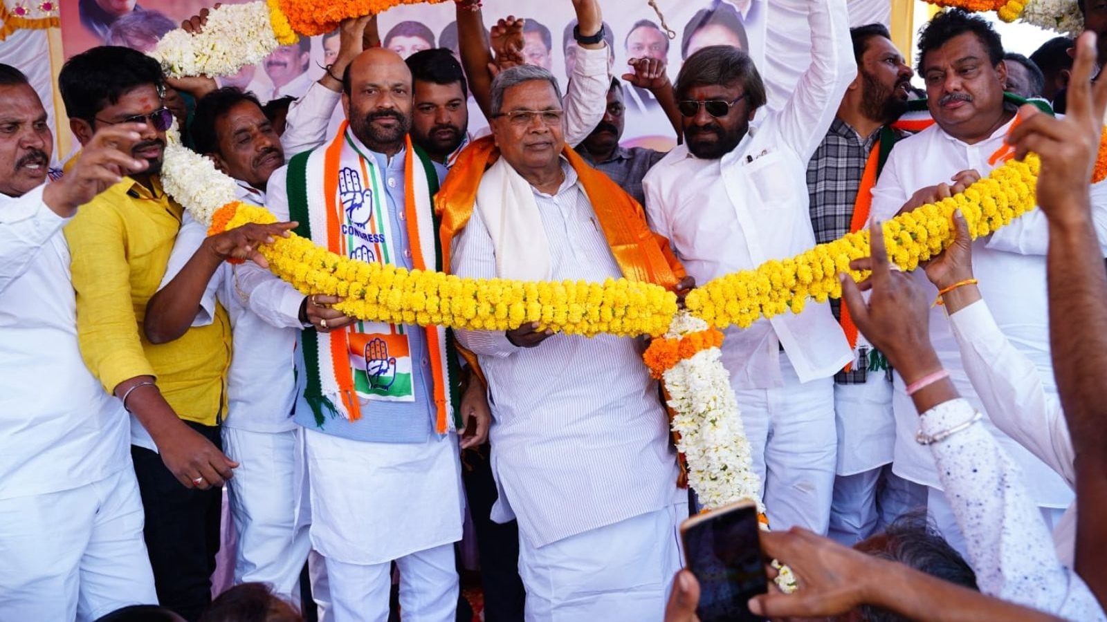 Karnataka Polls 2023: Congress Kickstarts Praja Dhwani Yatra Covering Northern and Southern Regions of State