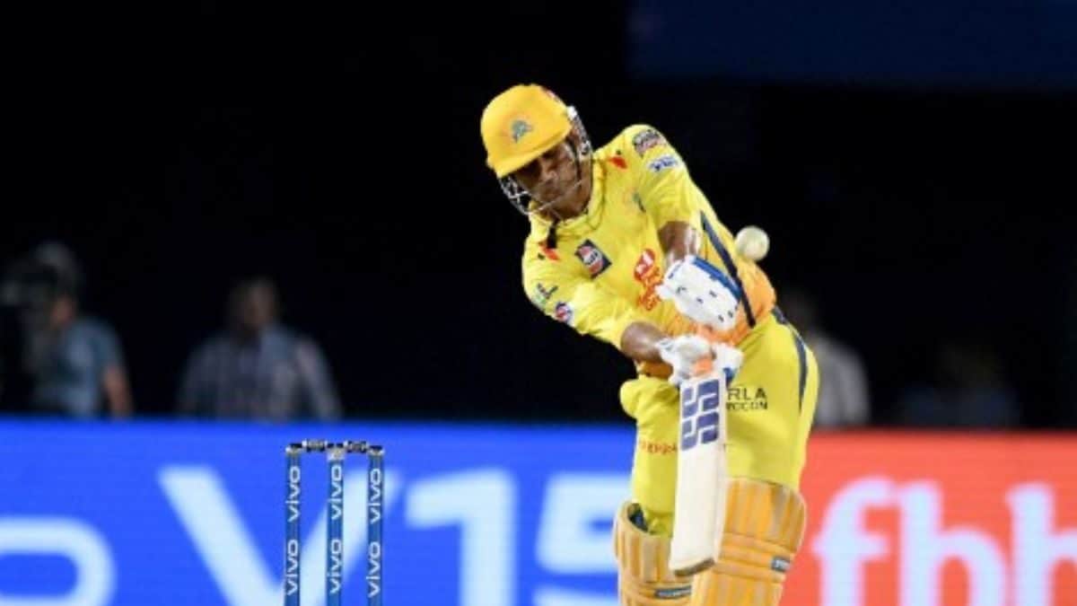IPL 2023: MS Dhoni Broke The Bowlers Fingers, Recalls CSK Captains Former Teammate