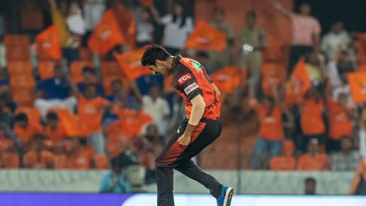 WATCH: Washington Sundar Spins His Web to Dismiss Three Delhi Capitals’ Batters in an Over