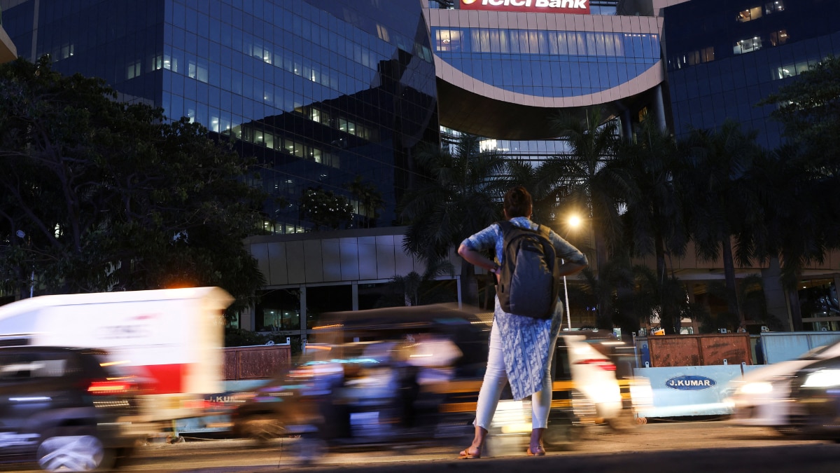 Twitter User Says She Survived in Mumbai on Rs 23K Salary, Slammed for Romanticising Low Pay