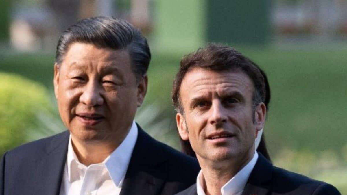 Biden, Macron Talk to Ease Tensions after French Leader?s Taiwan Remark