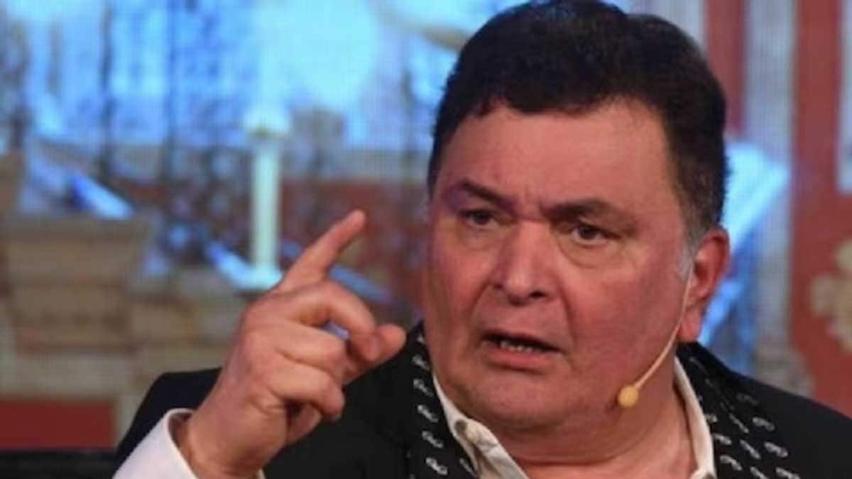 When Rishi Kapoor Slammed Deepika Padukone And Sonam Kapoor For Taking A Dig At Ranbir