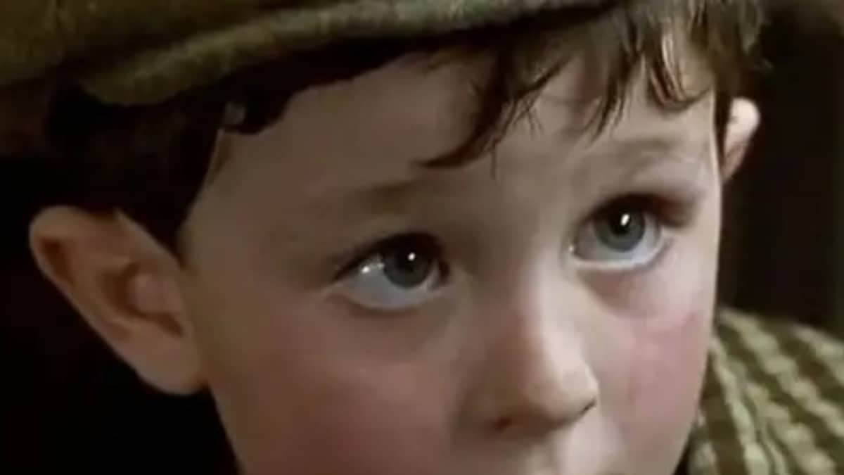 25 Years After Titanic, Child Actor Still Gets Paid But Makes A Shocking Confession