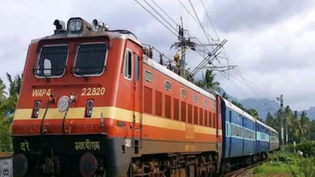 Heavy Rains: 17 Trains Cancelled, 12 Diverted, Says Northern Railways ? News18