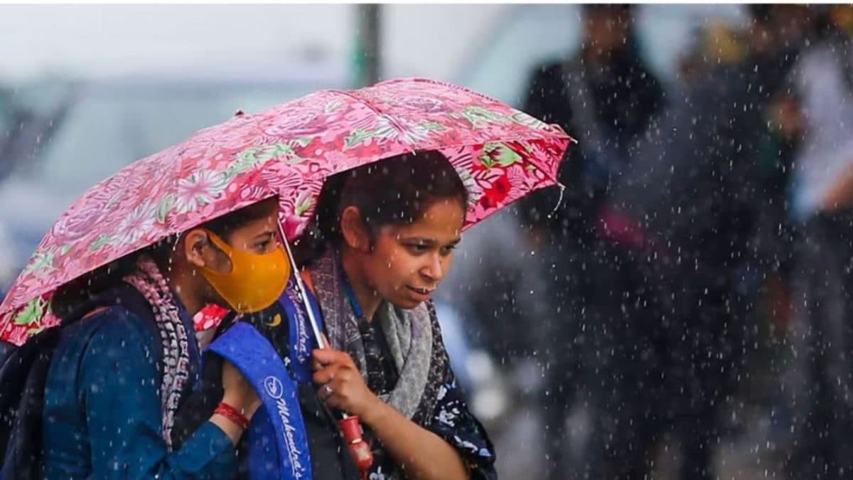 Delhi Records Its Highest One-day Rainfall in 20 Years, Yellow Alert for Sunday ? News18