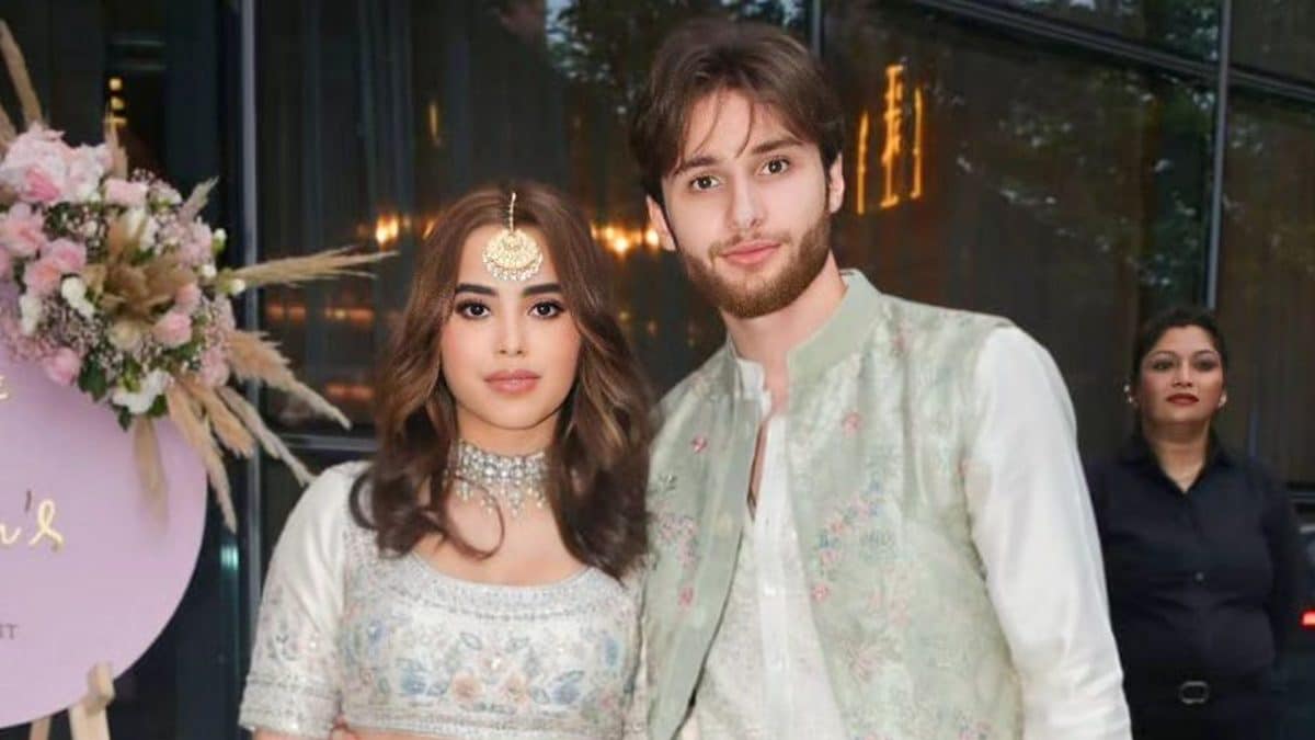 Aaliyah Kashyap and Fiancé Shane Gregorie Look Picture-Perfect in Whites For Their Engagement? ? News18