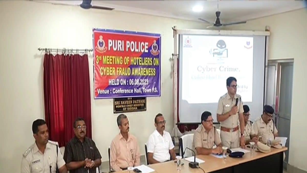Cyber Frauds Reported In Puri Hotel Bookings, Police Issues Helpline Number ? News18