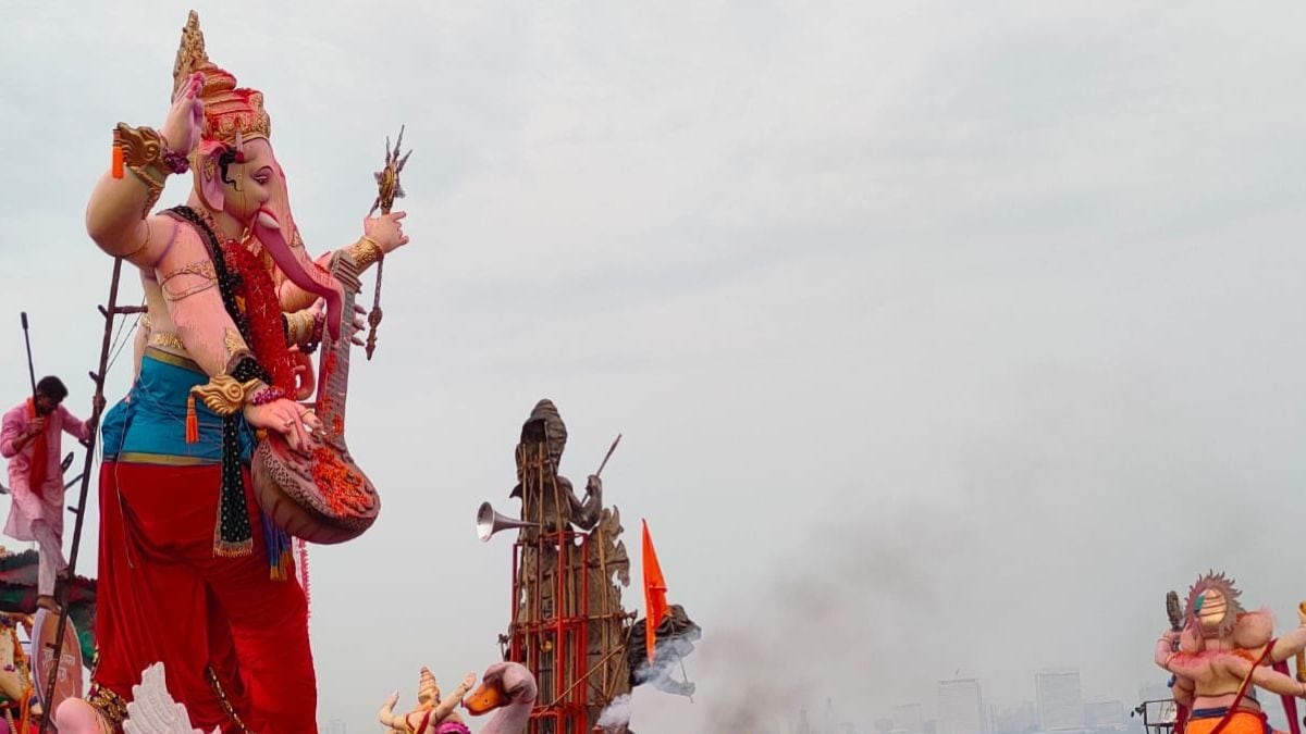 22 Children Go Missing During Immersion Processions of Ganesha Idols in Mumbai; Reunited with Families ? News18