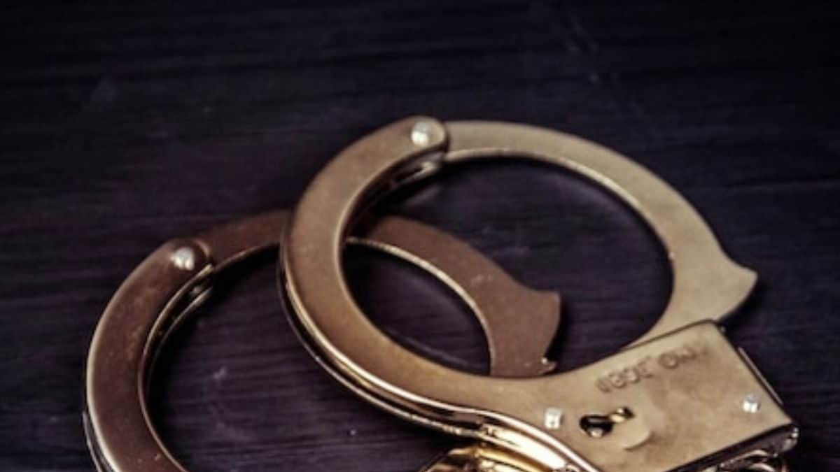 Woman Cop Molested in Suburban Mumbai; Two Minor Youths Among Three Held ? News18