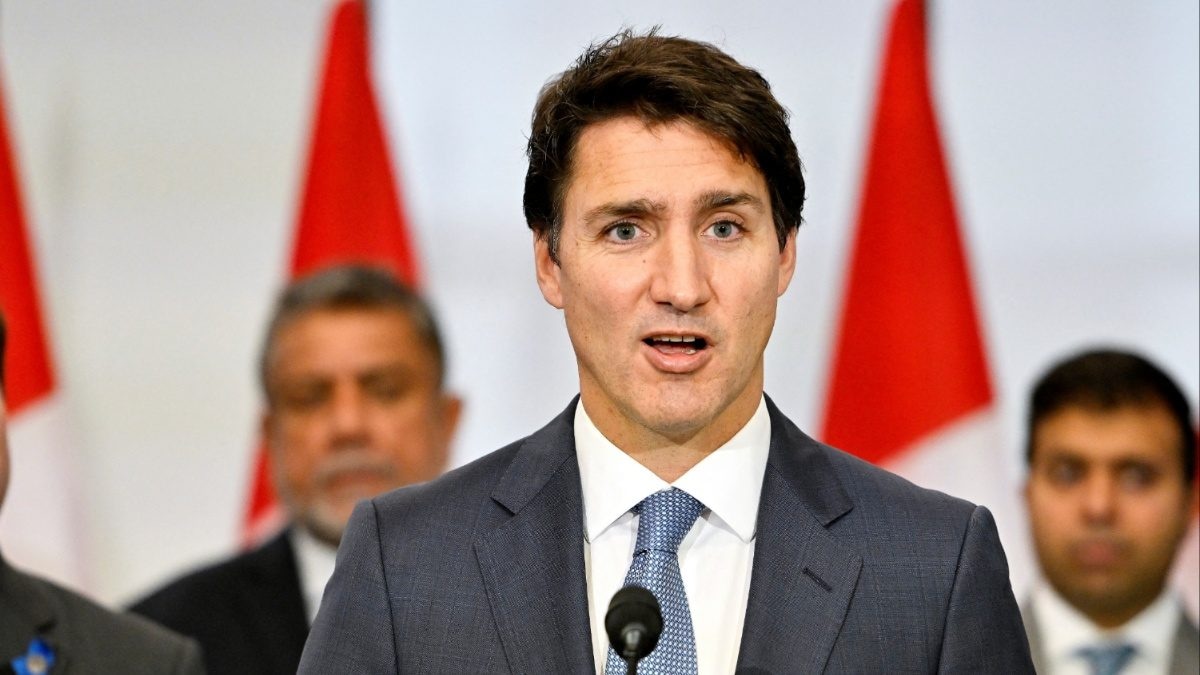 Elon Musk Says Justin Trudeau is ?Trying to Crush Free Speech? in Canada ? News18