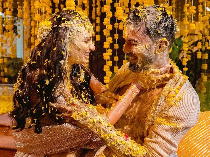 Photos of KL Rahul-Athiya?s turmeric ceremony: Lots of fun applying turmeric to each other