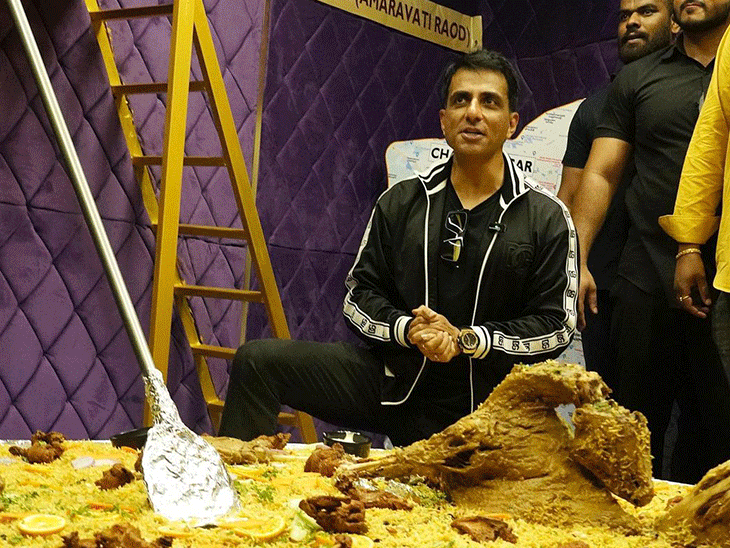 Biggest non-vegetarian plate in the name of vegetarian man: Sonu Soods name given to the countrys biggest plate, will feed 20 people at once