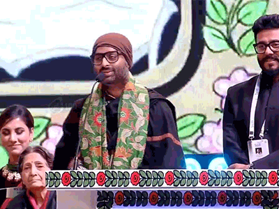 Was TMC scared of Rang De Gerua ?: Arijit Singh now broke his silence, said  If there was white color instead of saffron, what would have been a ruckus ..