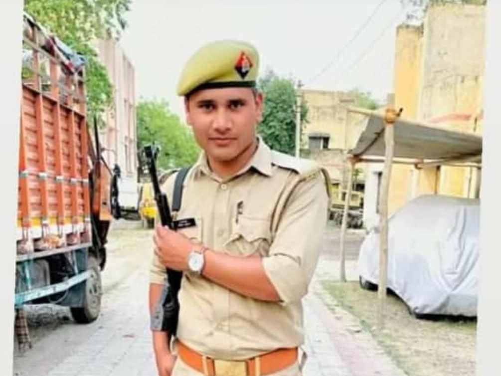 Magic hit the bike, marriage was fixed, was posted in Lucknow.  Magic hit the bike, marriage was fixed, was posted in Lucknow