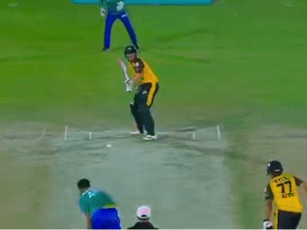 Pollard caught on the boundary line in PSL: threw the ball in the air with one hand, then caught it after coming out of the boundary