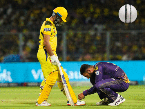 Kohli-Butler bowled on zero: RCB won by Suyash?s direct hit, ?Dhoni?Dhoni?? echoed in Kolkata;  Watch moments from the Sunday double header