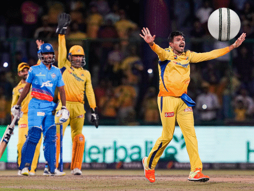 Warner fired a sword in front of Jadeja: Pathirana?s bouncer fell on the ground, Teekshana missed a hat-trick;  View Moments