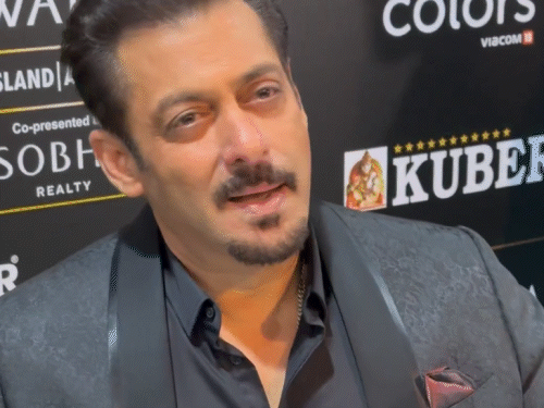 The woman said to Salman ? marry me: Salman said ? the age of marriage is gone, you should have come 20 years ago